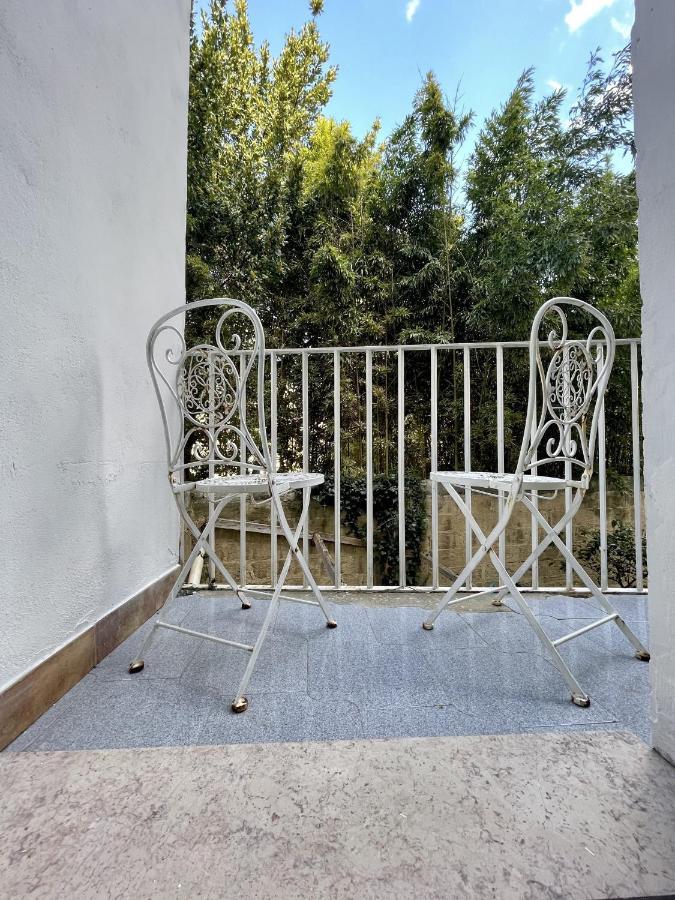 4 Balconi Rooms Paladini B&B E Appartamenti เลชเช ภายนอก รูปภาพ